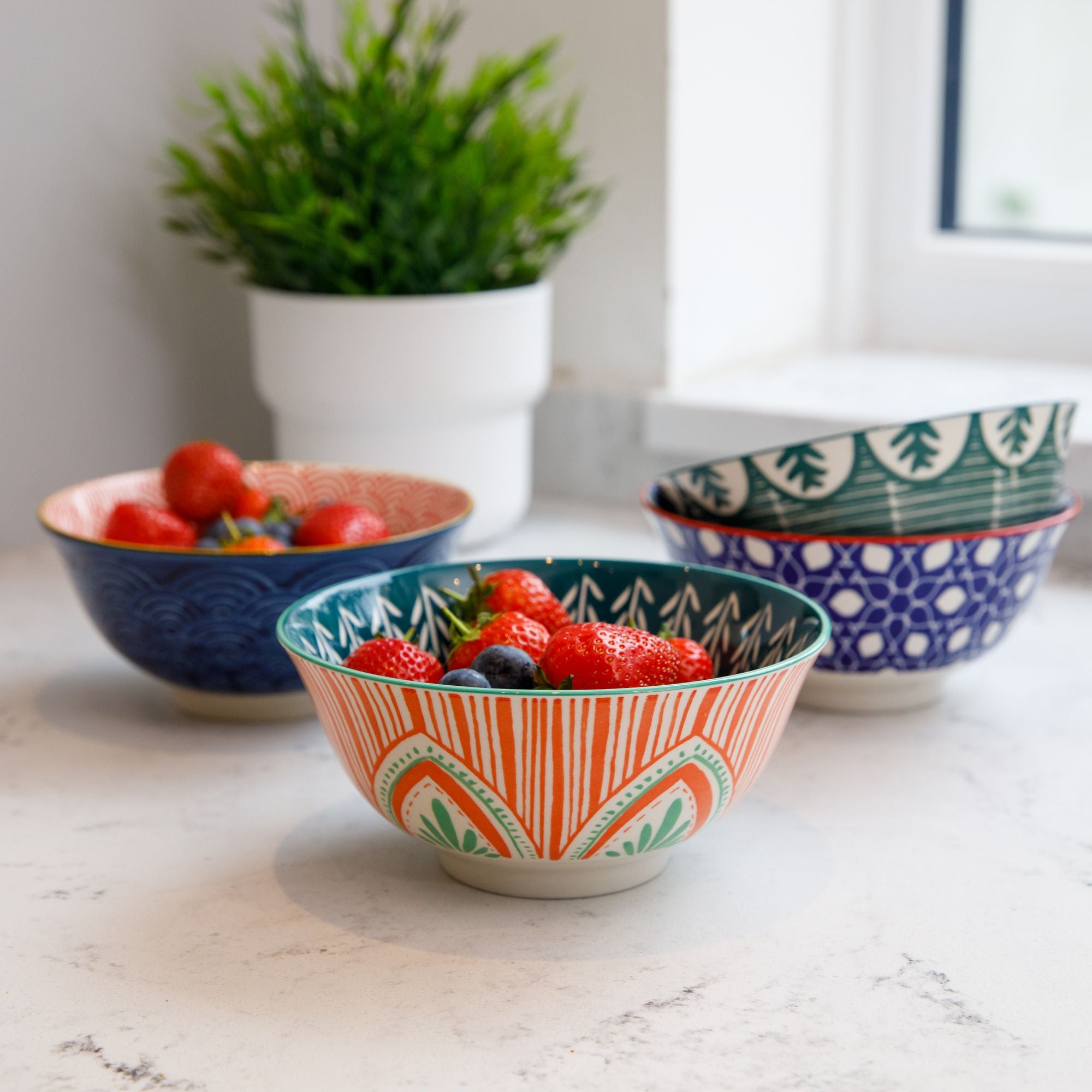 Mikasa Does It All bowl 15.7cm - Mixed Folk