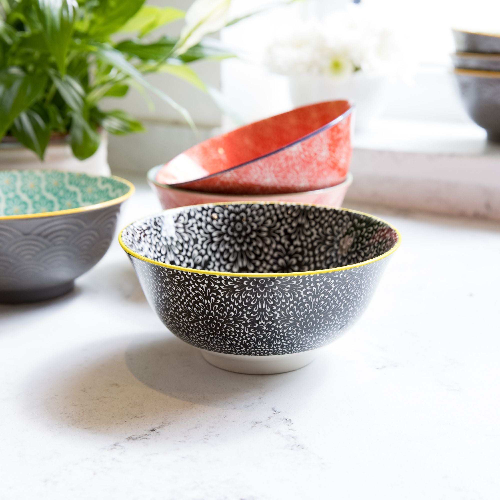 Mikasa Does It All Bowl 15.7cm - Black Floral