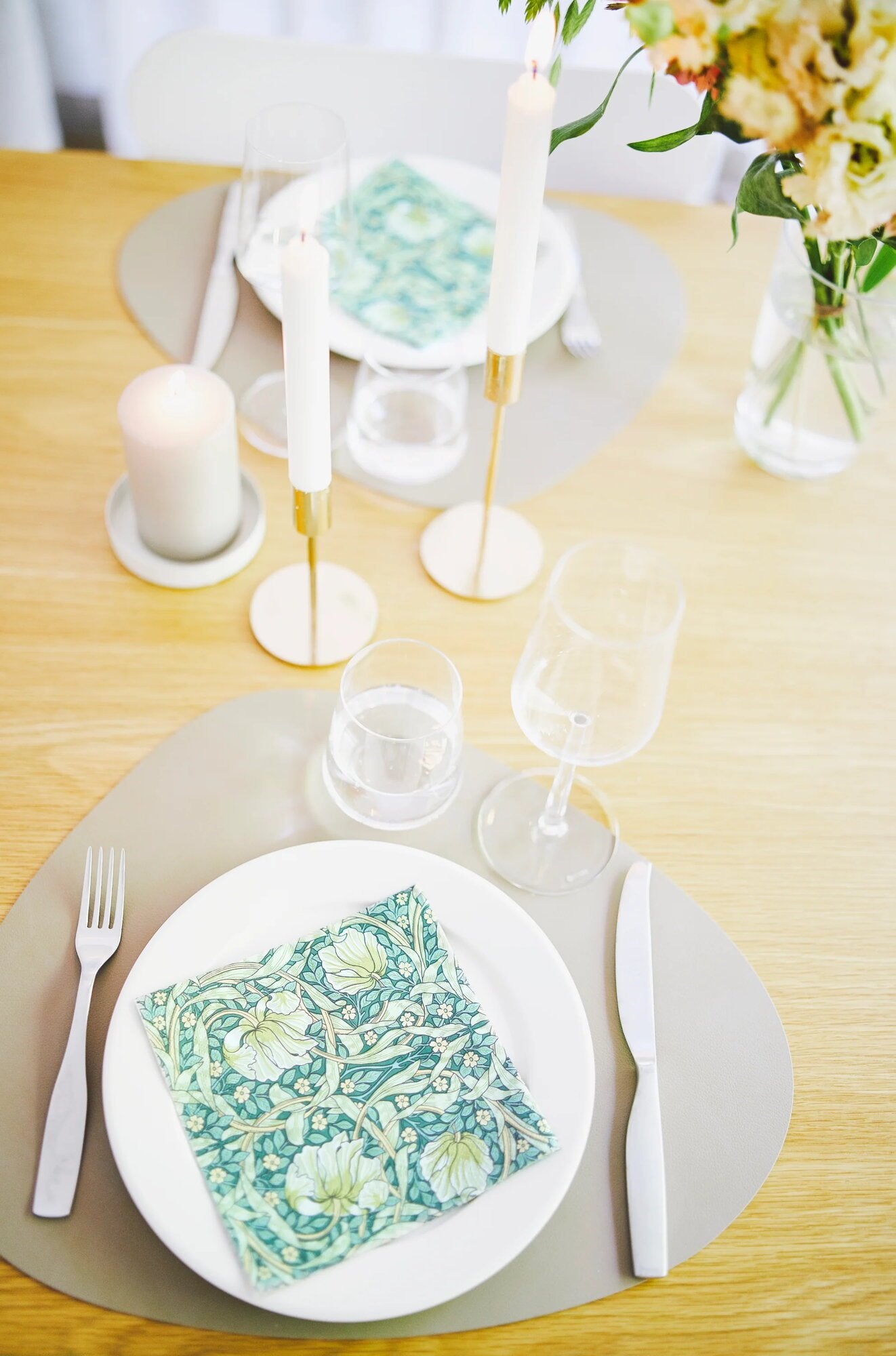 Havi Cocktail Napkin William Morris Pimpernel Green