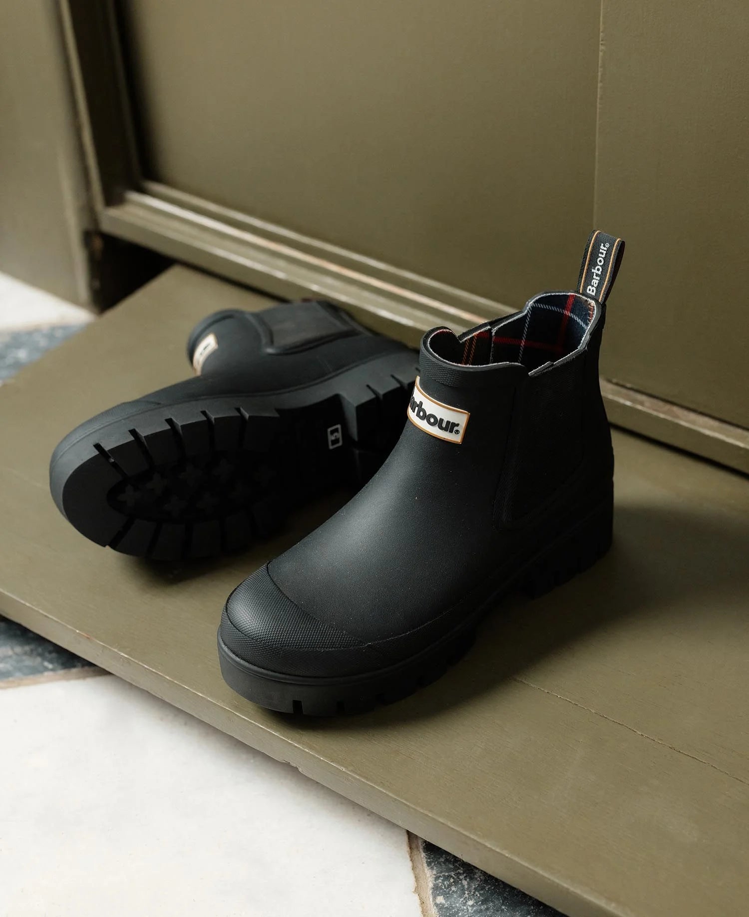 Barbour Halton Chelsea Welly Black
