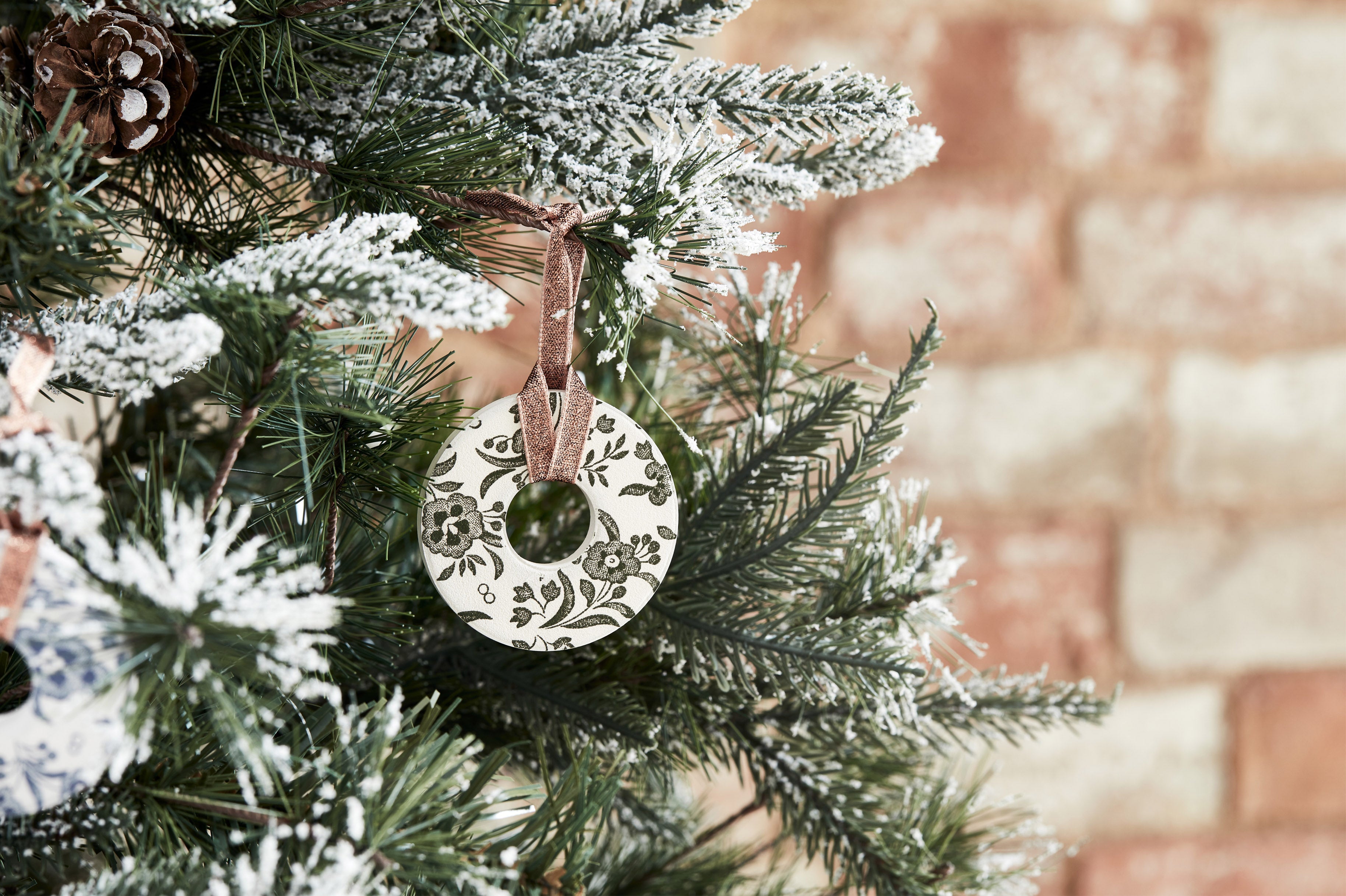 Christmas Kiln Ring-Regal Peacock