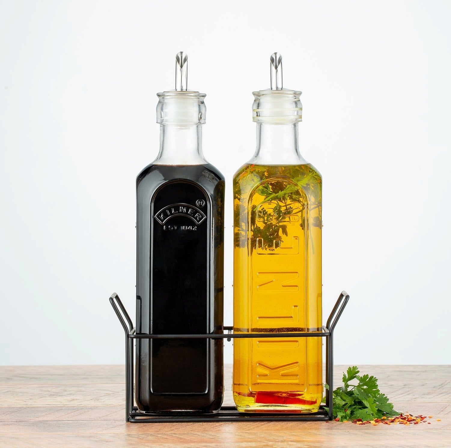 Oil Bottles with Metal rack