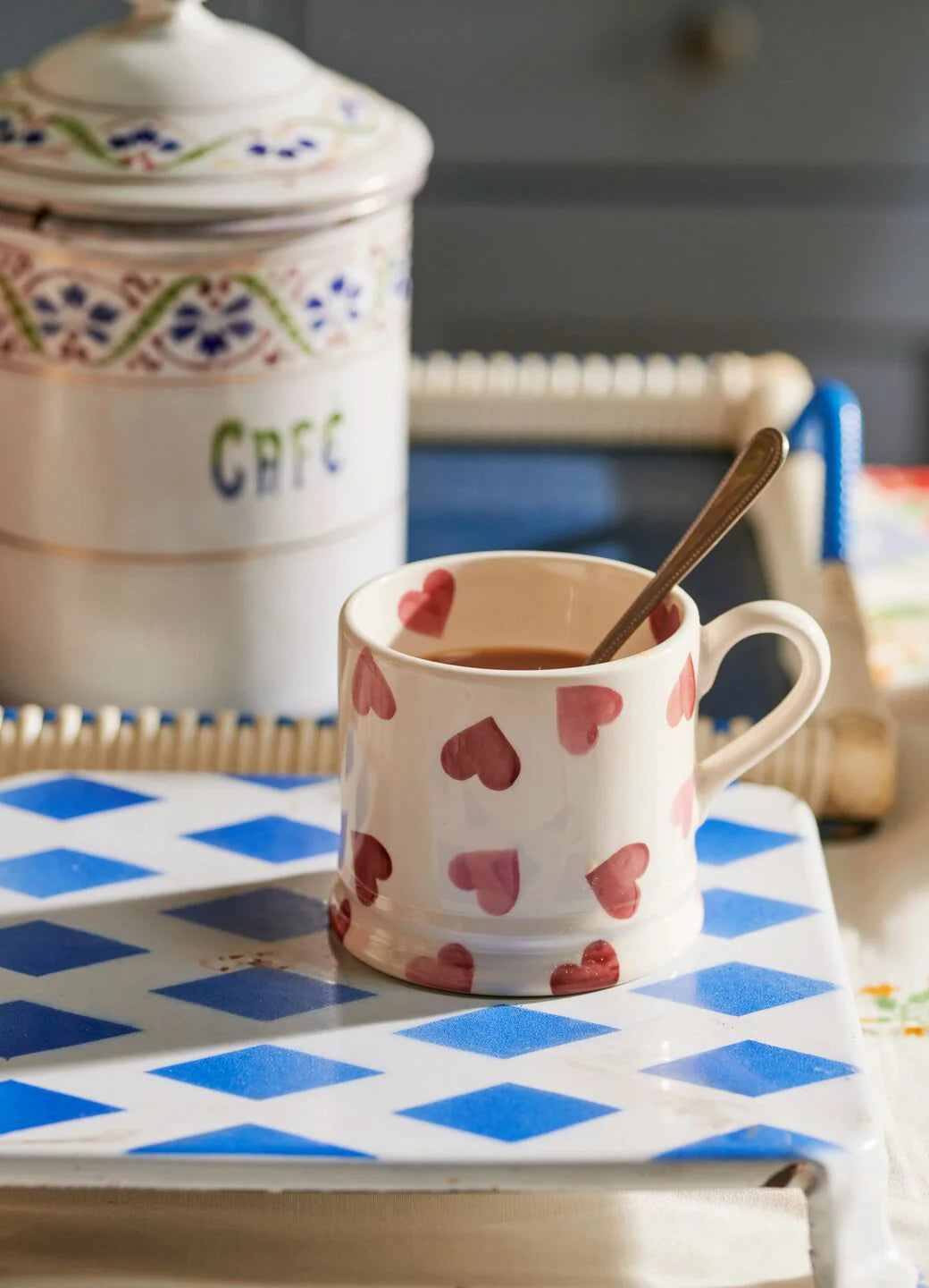 Small Mug Pink Hearts