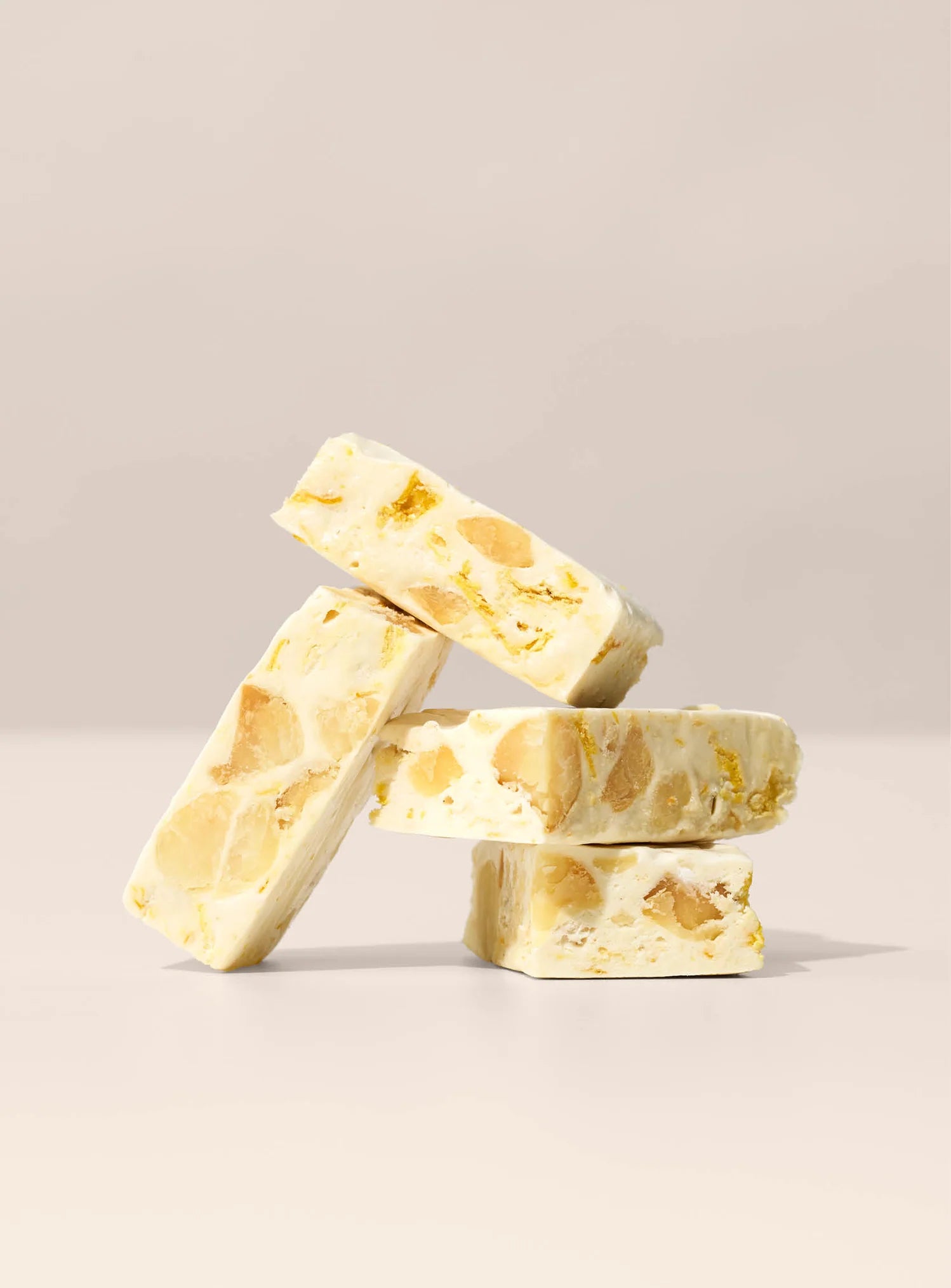 Nougat Macadamia/Mango