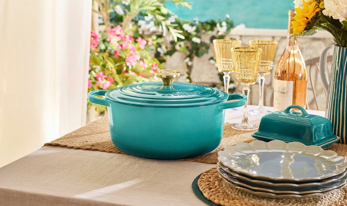 Signature Round Casserole 26cm Bleu Riviera