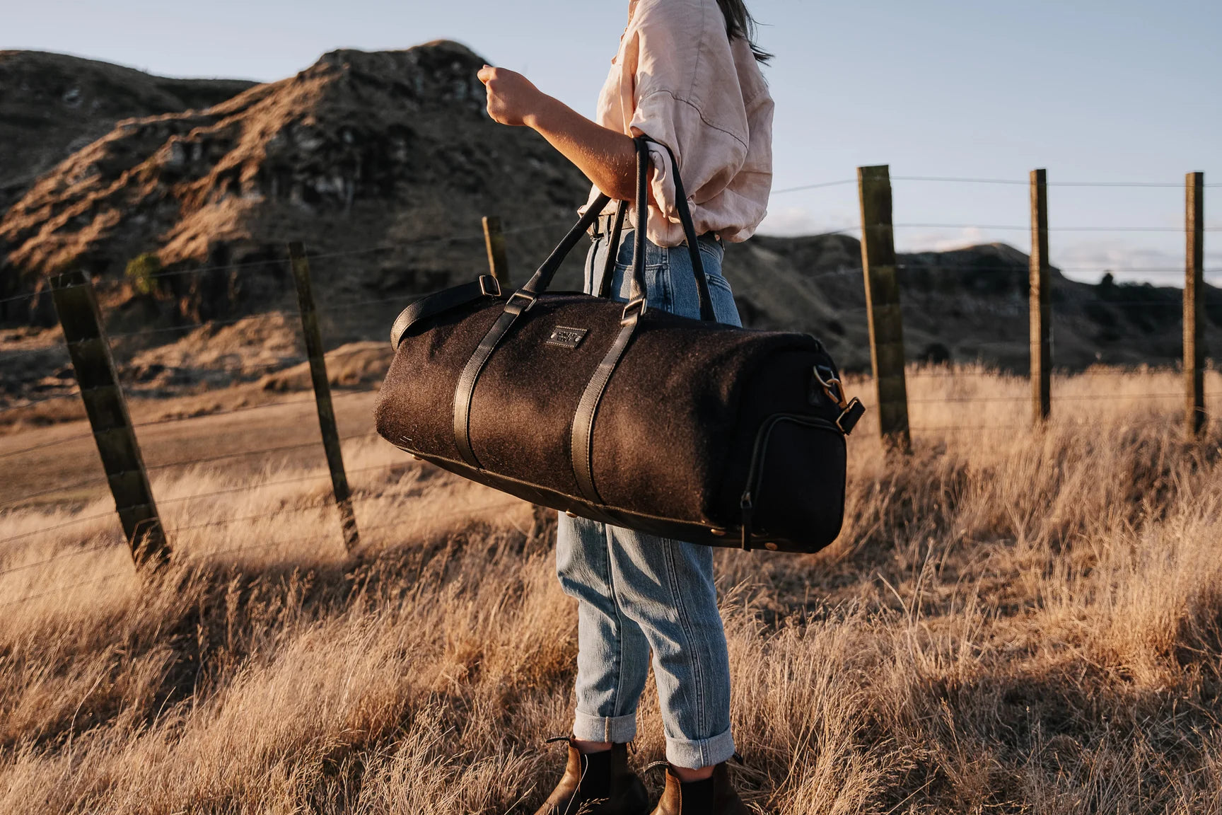 The Weekender-Midnight/Black