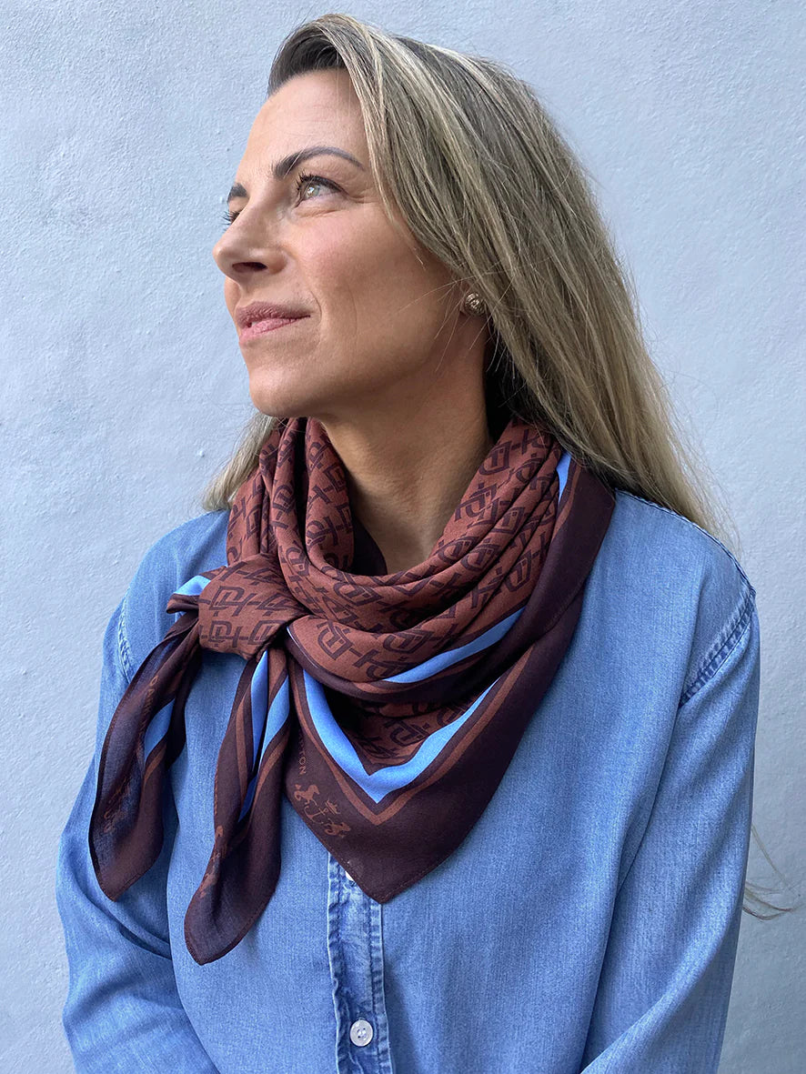 The Divan Wool Scarf