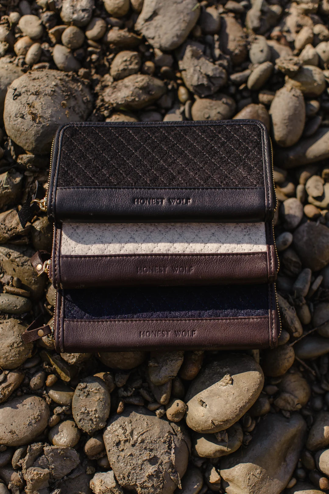 The Zip Wallet-Black Quilted