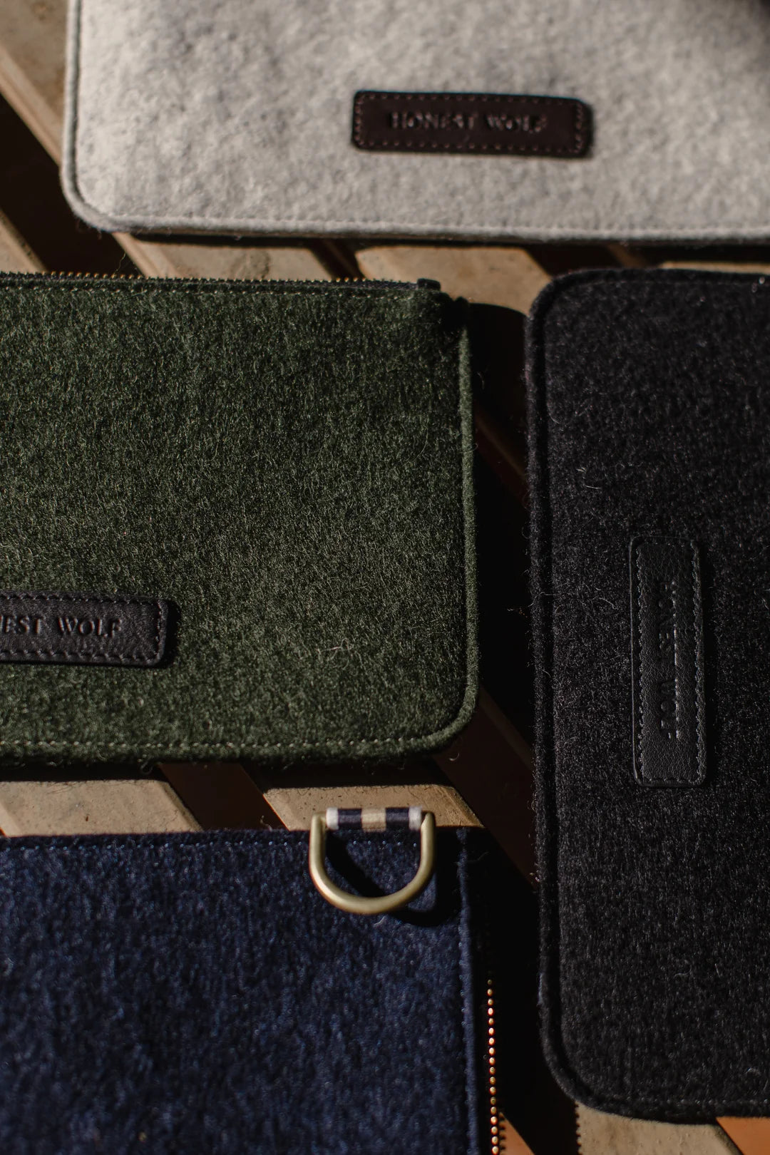 The Wool Pouch-Black