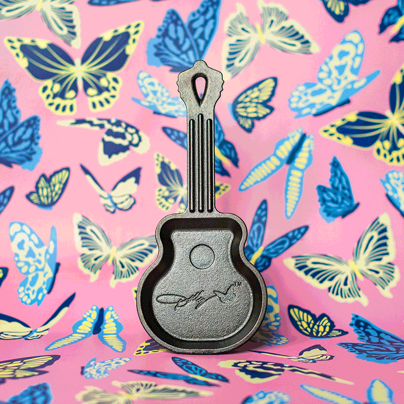 Dolly Guitar Mini Skillet