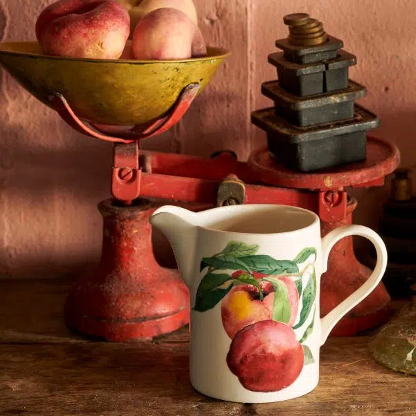Peaches Medium Straight Jug