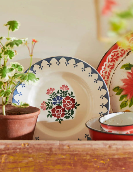 Antique Roses 10 1/2" Plate