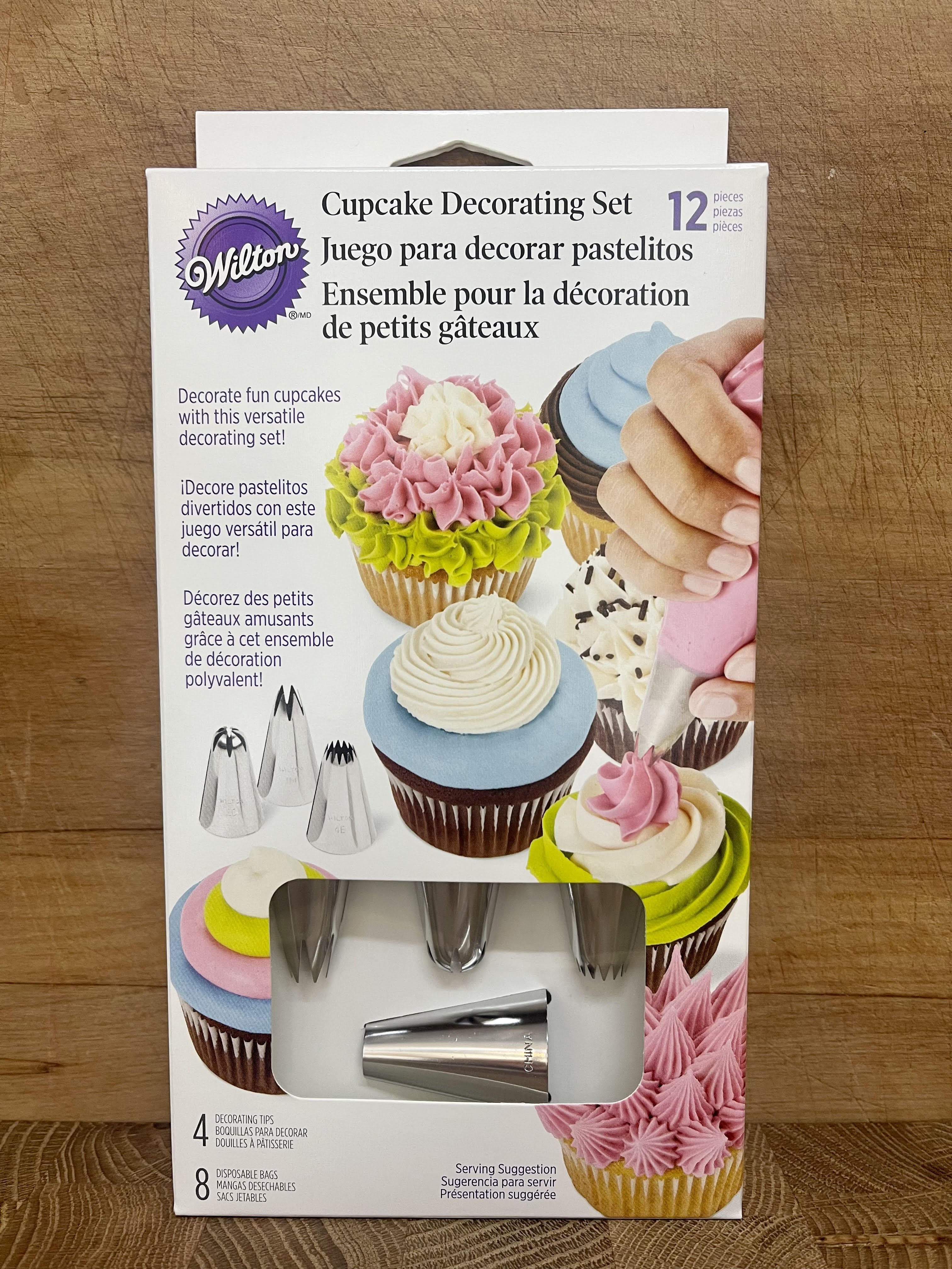 Cupcake Decorating Set / 12 piece