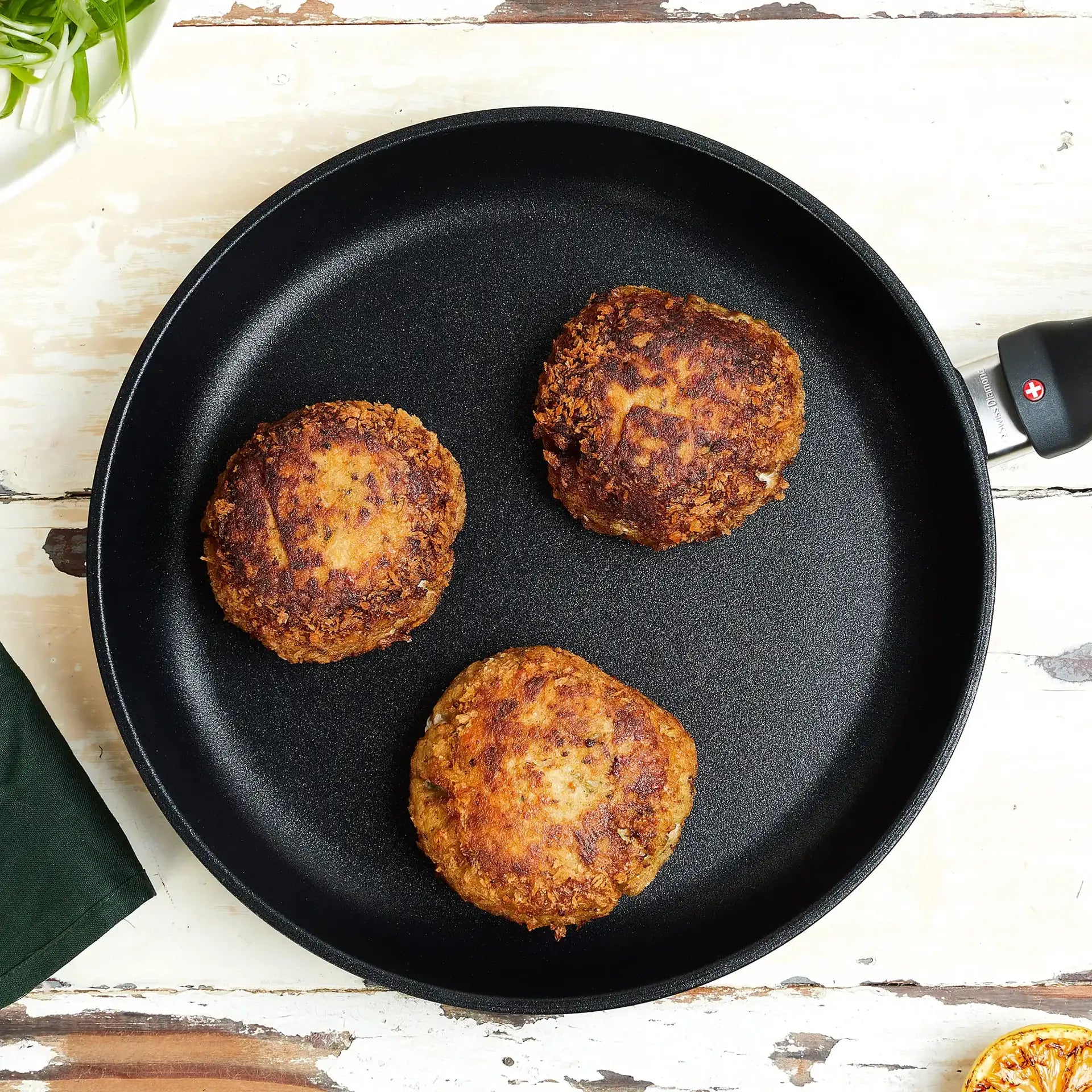 Swiss Diamond 2 Piece XD Fry Pan Set-24 & 28cm