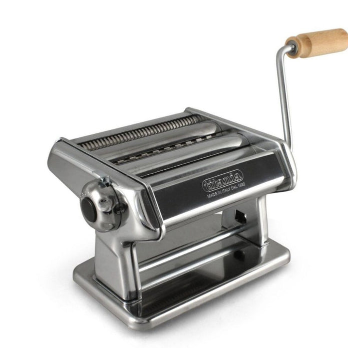 Titania Pasta Maker