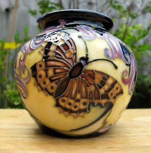 Speckled Wood Vase 55/3